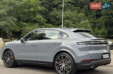 Внедорожник / Кроссовер Porsche Cayenne 2024 в 
