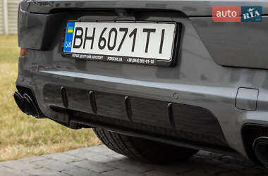 Позашляховик / Кросовер Porsche Cayenne 2021 в 