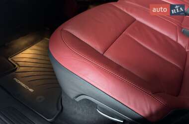 Внедорожник / Кроссовер Porsche Cayenne 2014 в 