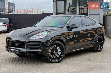 Внедорожник / Кроссовер Porsche Cayenne 2023 в 