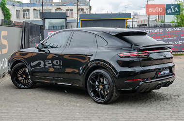 Внедорожник / Кроссовер Porsche Cayenne 2023 в 