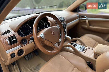 Внедорожник / Кроссовер Porsche Cayenne 2009 в 