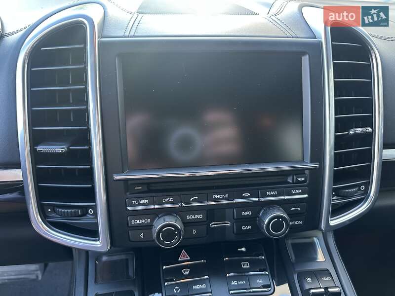 Внедорожник / Кроссовер Porsche Cayenne 2010 в Одессе