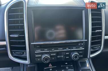 Внедорожник / Кроссовер Porsche Cayenne 2010 в 