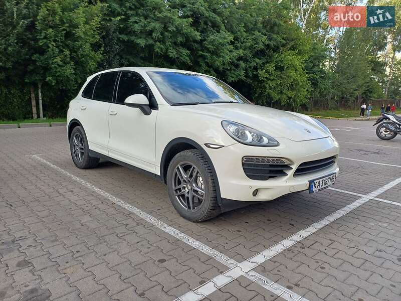 Внедорожник / Кроссовер Porsche Cayenne 2011 в Чернигове