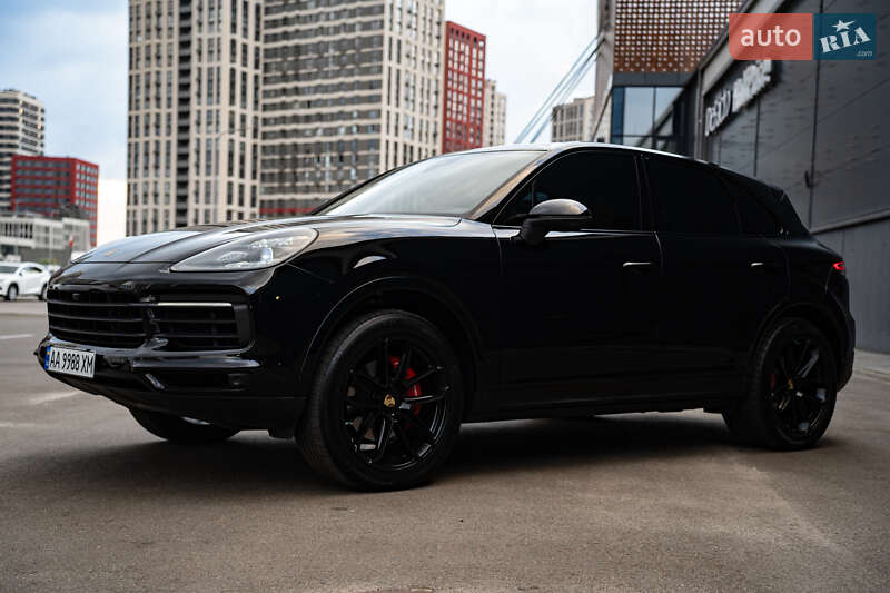 Позашляховик / Кросовер Porsche Cayenne 2019 в Києві