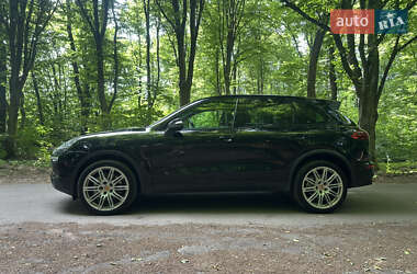 Позашляховик / Кросовер Porsche Cayenne 2017 в 