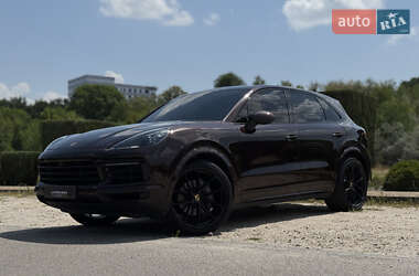 Porsche Cayenne 2021 Porsche Cayenne 2021