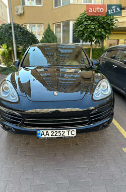 Porsche Cayenne 2012 Porsche Cayenne 2012