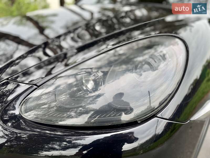 Позашляховик / Кросовер Porsche Cayenne 2012 в Києві