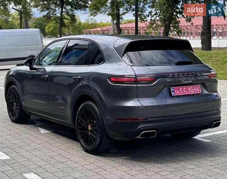 Позашляховик / Кросовер Porsche Cayenne 2019 в Львові