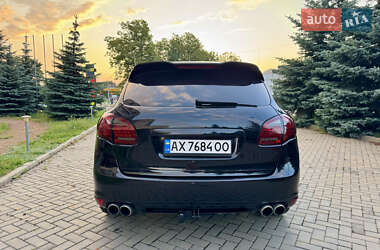 Внедорожник / Кроссовер Porsche Cayenne 2010 в 