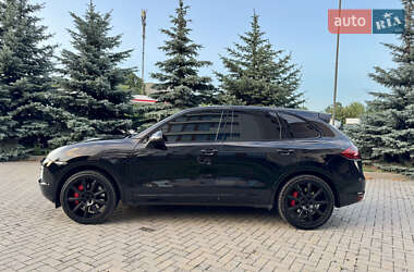 Внедорожник / Кроссовер Porsche Cayenne 2010 в 