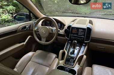 Внедорожник / Кроссовер Porsche Cayenne 2011 в 
