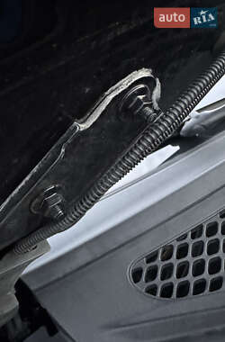 Внедорожник / Кроссовер Porsche Cayenne 2014 в 