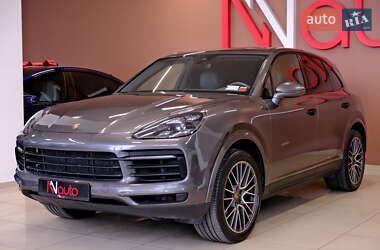 Внедорожник / Кроссовер Porsche Cayenne 2020 в 