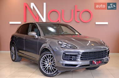 Внедорожник / Кроссовер Porsche Cayenne 2020 в 
