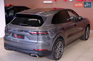 Внедорожник / Кроссовер Porsche Cayenne 2020 в 