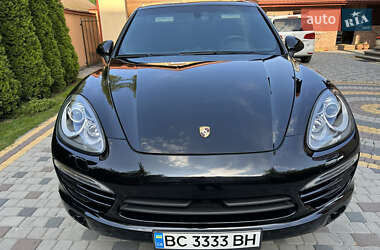 Внедорожник / Кроссовер Porsche Cayenne 2013 в 