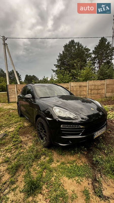 Внедорожник / Кроссовер Porsche Cayenne 2012 в Киеве