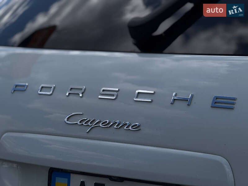 Позашляховик / Кросовер Porsche Cayenne 2013 в Кривому Розі