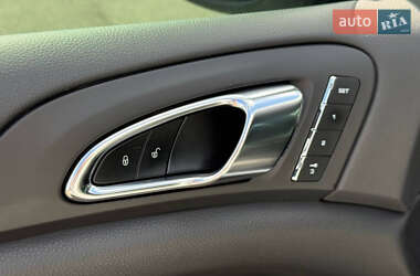 Внедорожник / Кроссовер Porsche Cayenne 2013 в 