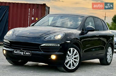 Позашляховик / Кросовер Porsche Cayenne 2011 в 