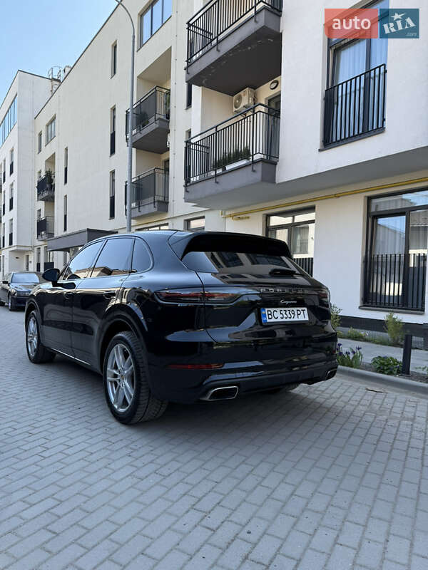 Внедорожник / Кроссовер Porsche Cayenne 2019 в Львове