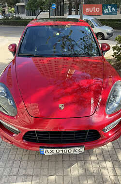 Позашляховик / Кросовер Porsche Cayenne 2013 в 
