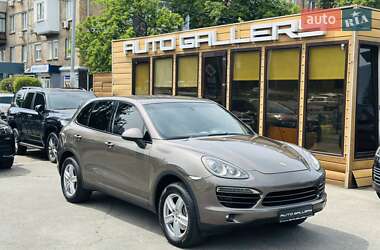 Porsche Cayenne 2014
