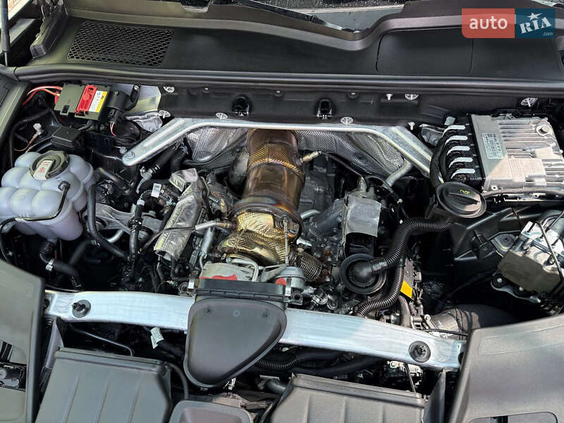 Внедорожник / Кроссовер Porsche Cayenne 2020 в Киеве