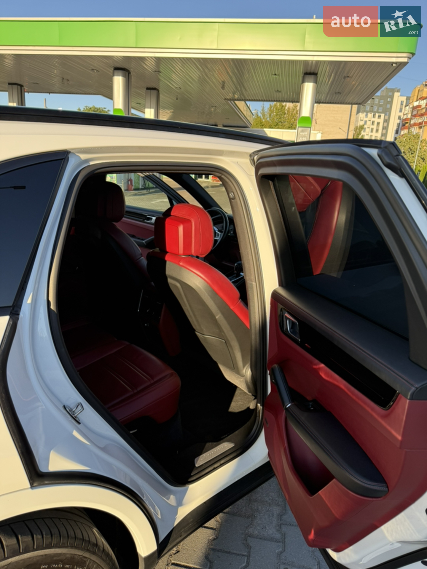 2019 Porsche Cayenne - мініатюра 16