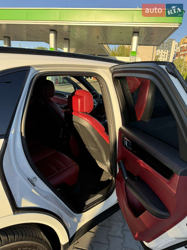 Внедорожник / Кроссовер Porsche Cayenne 2019 в Виннице фото 16 Внедорожник / Кроссовер Porsche Cayenne 2019 в Виннице