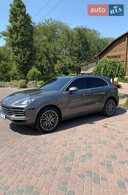 Porsche Cayenne 2019