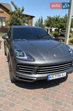 Внедорожник / Кроссовер Porsche Cayenne 2019 в 