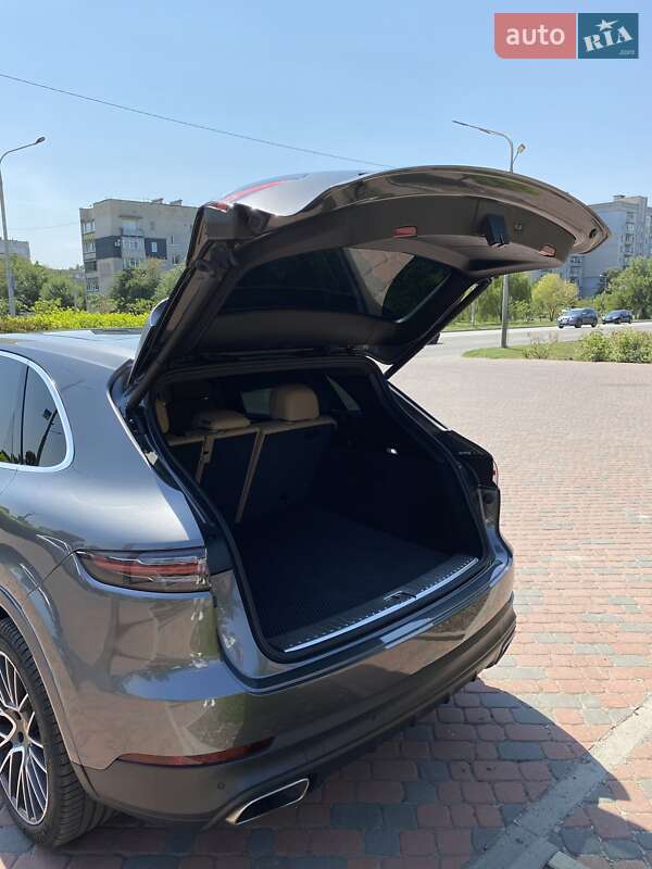 Внедорожник / Кроссовер Porsche Cayenne 2019 в Павлограде