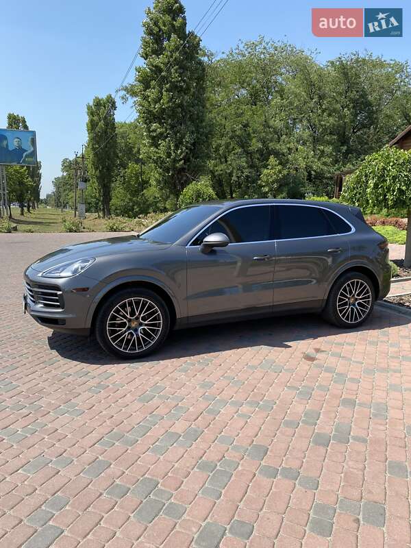 Внедорожник / Кроссовер Porsche Cayenne 2019 в Павлограде