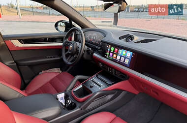 Внедорожник / Кроссовер Porsche Cayenne 2023 в 