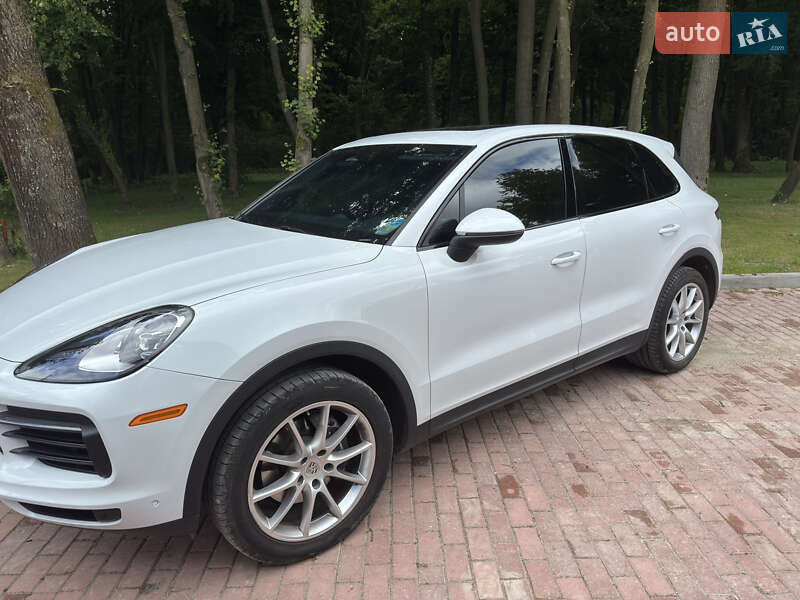 Позашляховик / Кросовер Porsche Cayenne 2018 в Львові
