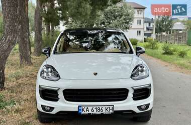 Позашляховик / Кросовер Porsche Cayenne 2013 в 