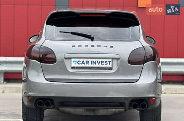 Позашляховик / Кросовер Porsche Cayenne 2012 в 