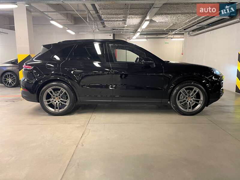 Внедорожник / Кроссовер Porsche Cayenne 2023 в Киеве фото 6 Внедорожник / Кроссовер Porsche Cayenne 2023 в Киеве