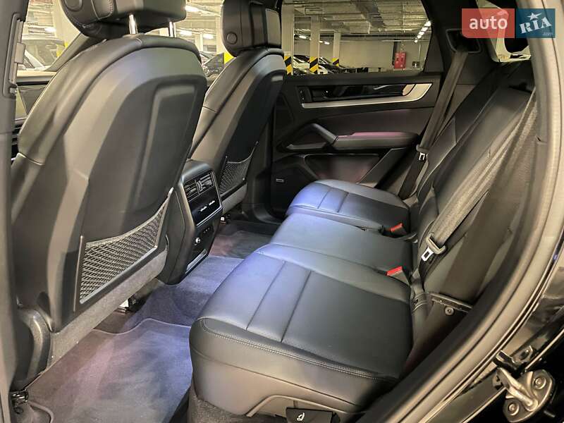 Внедорожник / Кроссовер Porsche Cayenne 2023 в Киеве фото 28 Внедорожник / Кроссовер Porsche Cayenne 2023 в Киеве