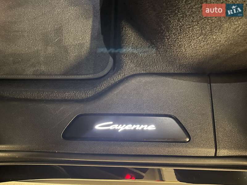 Внедорожник / Кроссовер Porsche Cayenne 2023 в Киеве фото 31 Внедорожник / Кроссовер Porsche Cayenne 2023 в Киеве
