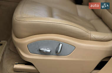 Позашляховик / Кросовер Porsche Cayenne 2012 в 
