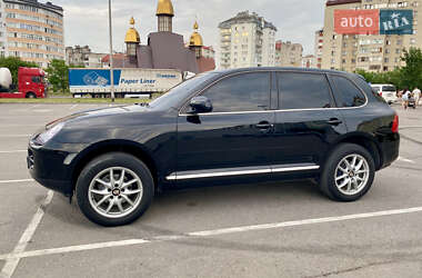 Внедорожник / Кроссовер Porsche Cayenne 2005 в 