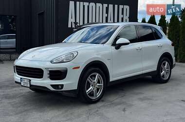 Позашляховик / Кросовер Porsche Cayenne 2015 в Кам'янець-Подільському