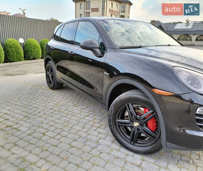 Внедорожник / Кроссовер Porsche Cayenne 2013 в Львове