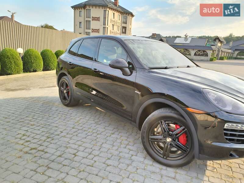 Внедорожник / Кроссовер Porsche Cayenne 2013 в Львове