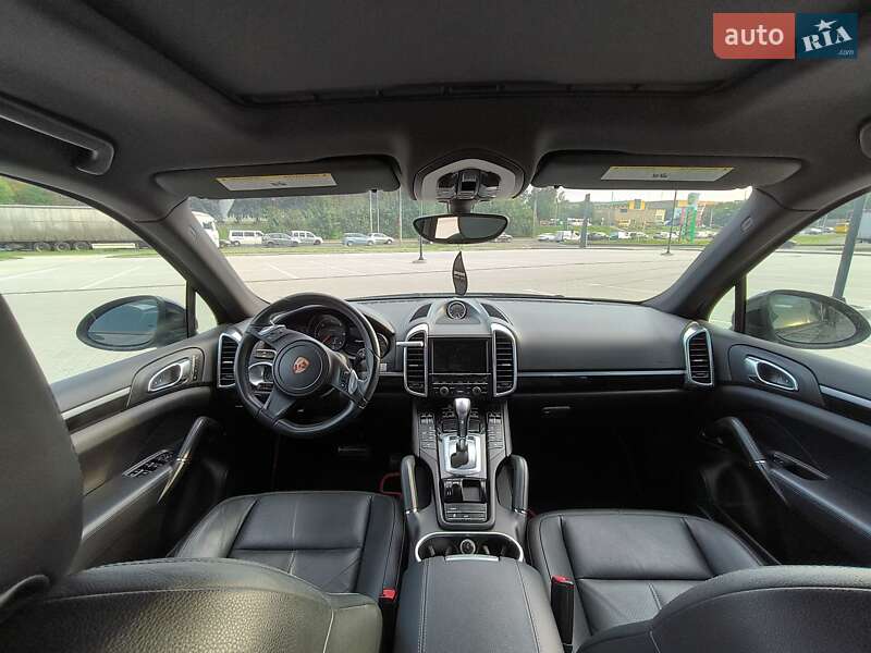 Внедорожник / Кроссовер Porsche Cayenne 2013 в Львове